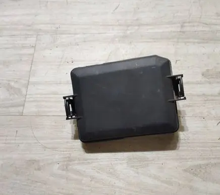 Hyundai i20 (GB IB) Fuse box cover 91950C8210