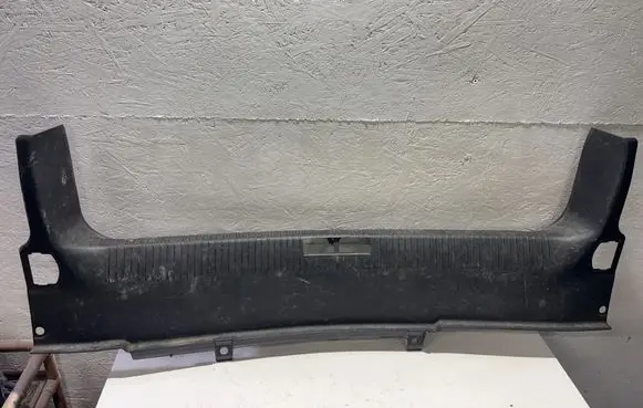 Volkswagen PASSAT B5 Other trunk/boot trim element 3B5863459D