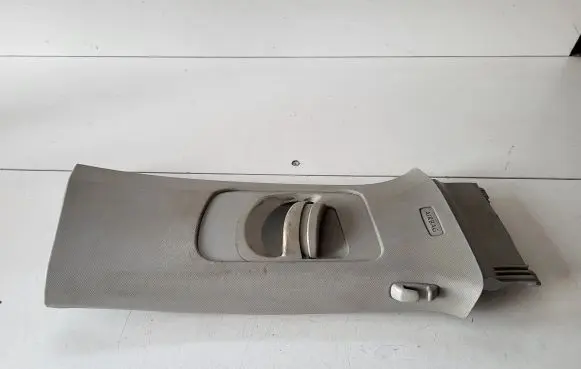 Volkswagen Tiguan Seat belt trim 5NA868310 5NA867244