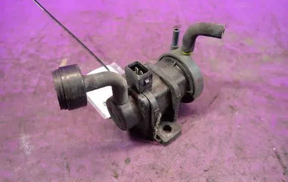Opel Astra G Vacuum valve 