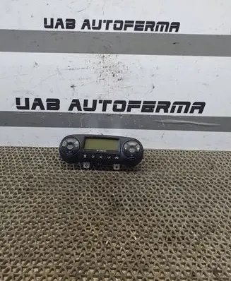 Hyundai ix35 Climate control unit 972502Y600TAN