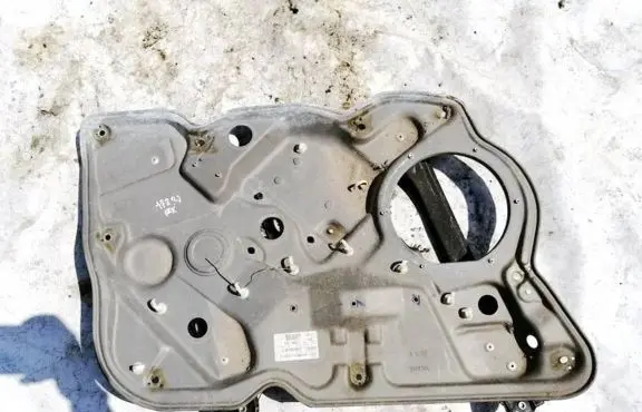 Skoda Octavia Mk2 (1Z) Sliding door window regulator with motor