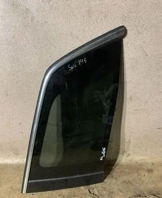 Mercedes-Benz GL X166 Rear side window A1666700087