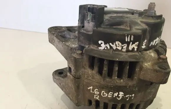 Renault Megane I Generator/alternator TG11C011 2542664C 8200100907