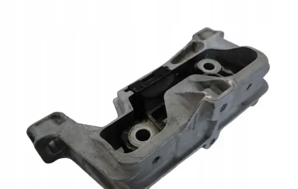 Mercedes-Benz B W246 W242 Engine mount bracket A2462402517