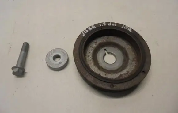 Nissan Juke I F15 Crankshaft pulley