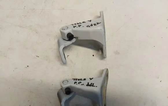 Tesla Model Y Front door hinge set TESYZaw70121215