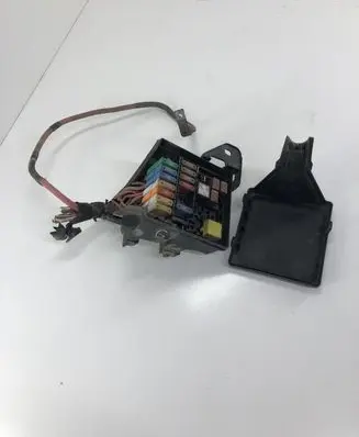 Renault Laguna III Fuse box set 240115422R 243820001R 8200528467E