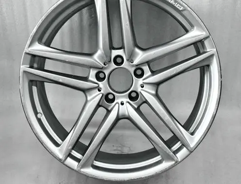 Mercedes-Benz E W213 R20 alloy rim 
