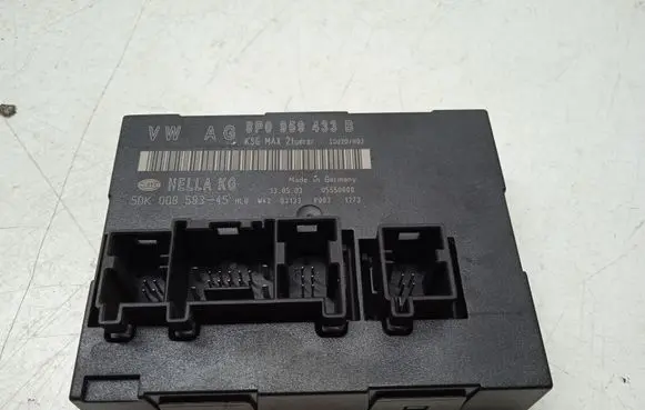 Audi A3 S3 8P Comfort/convenience module 8P0959433