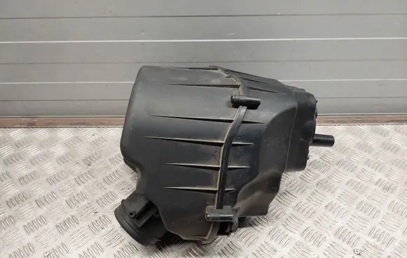 Audi A8 S8 D4 4H Air filter box 4H0133039B 4H0133039A 4H0133384J