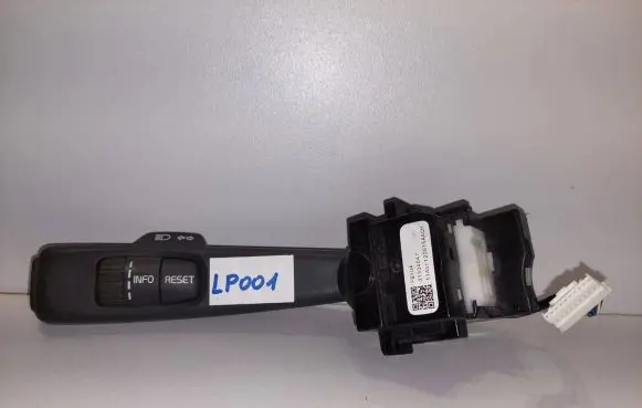 Volvo S60 Indicator stalk 31334647