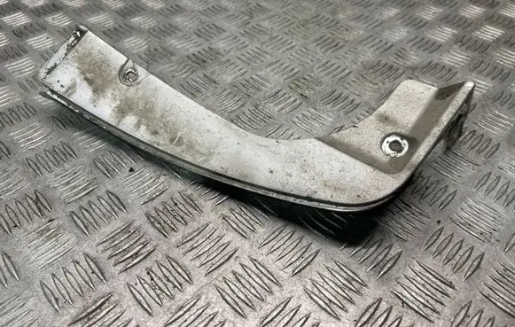 BMW X5 E70 Front mudguard 8037161