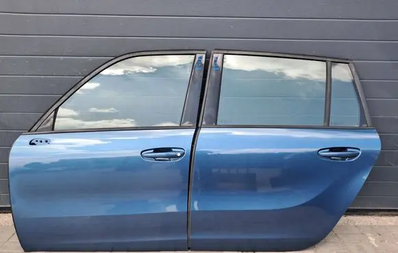 Citroen C4 Grand Picasso Front door