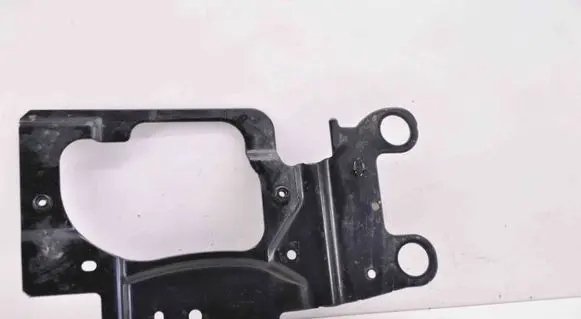 Ford Fiesta Air filter cleaner box bracket assembly H1BB6K034AA