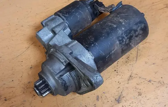 Skoda Octavia Mk2 (1Z) Starter motor 