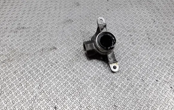 Mercedes-Benz E W211 other engine part A6420100131 22001004