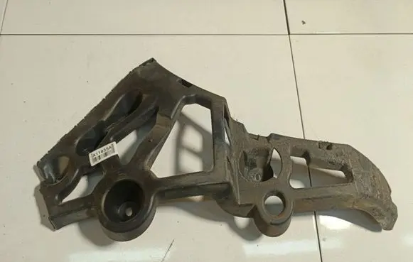 Renault Megane III Rear bumper mounting bracket 850440010RIND