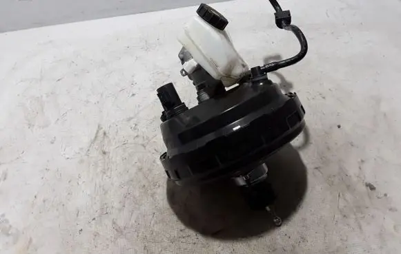 Volvo XC90 Brake booster 31445747