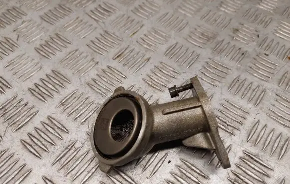 BMW 5 F10 F11 Oil pump 7572479