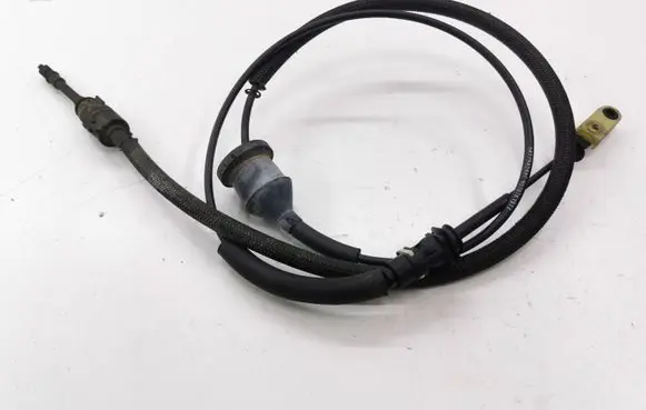 Gear shift cable linkage