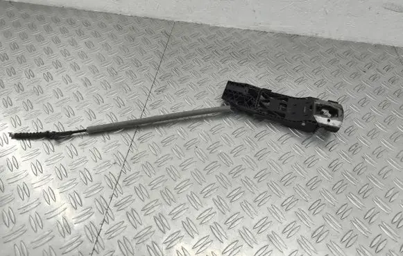 Seat Leon (5F) Front door exterior handle/bracket 5N0839885H 5N0837017E