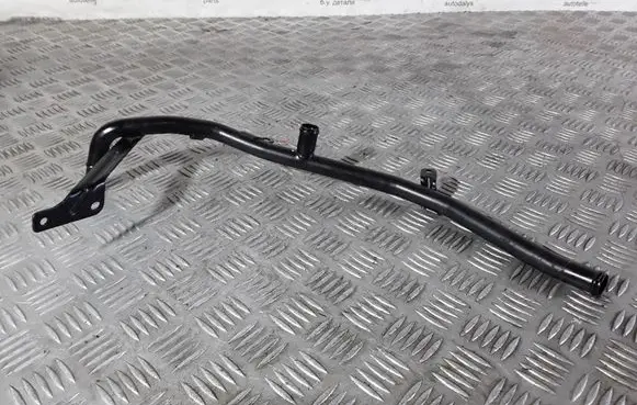Volkswagen Tiguan Engine coolant pipe/hose 5N0121064J