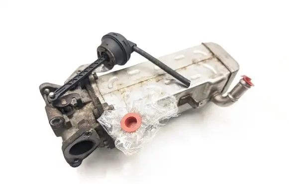 KIA Sorento EGR valve cooler 28416-2F100 20101108-1135