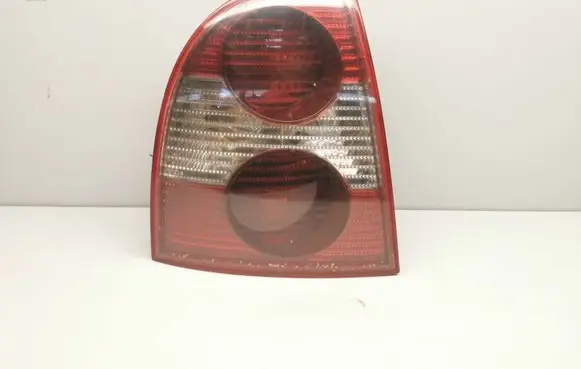 Volkswagen PASSAT B5.5 Rear/tail lights 3B5945095AE05S