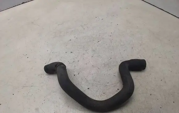 Mercedes-Benz C W203 Engine coolant pipe/hose