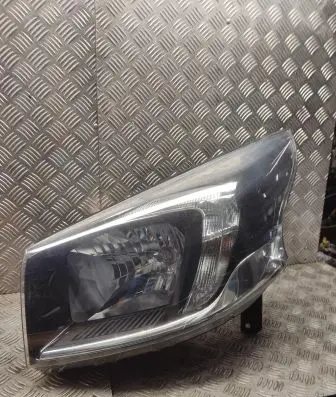 Opel Vivaro Headlight/headlamp 1ee1913