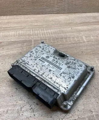 Skoda Octavia Mk2 (1Z) Engine control unit/module ECU 038906012H 0281010129