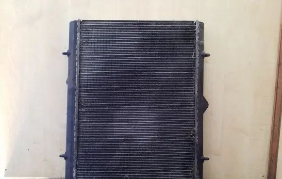 Citroen C4 Grand Picasso Coolant radiator 9682477580