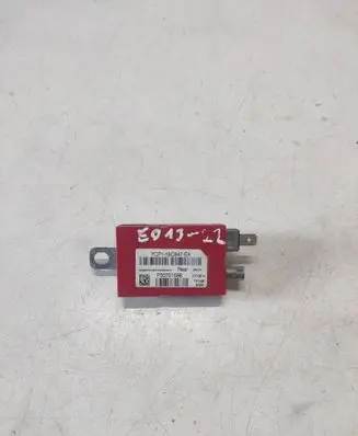 Volvo S60 Aerial antenna amplifier P30761698 7CP118C847EA
