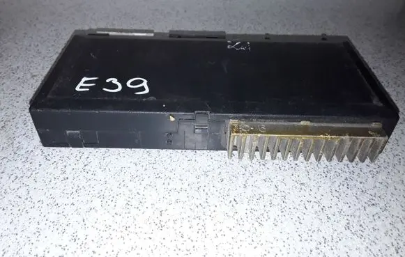 BMW 5 E39 Comfort/convenience module 65358372143 8372143