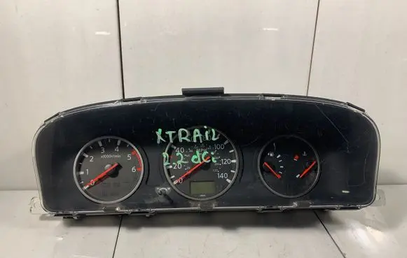 Nissan X-Trail T30 Speedometer (instrument cluster) EQ310FE