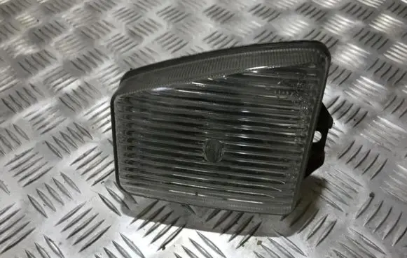 Volkswagen PASSAT B2 Front indicator light 8370r19
