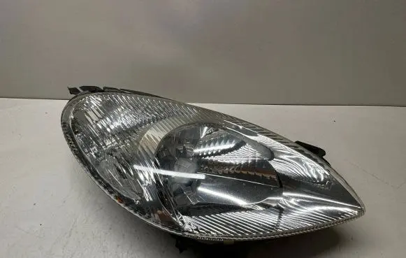Citroen Xsara Headlight/headlamp 9631484980 89300200 5211175
