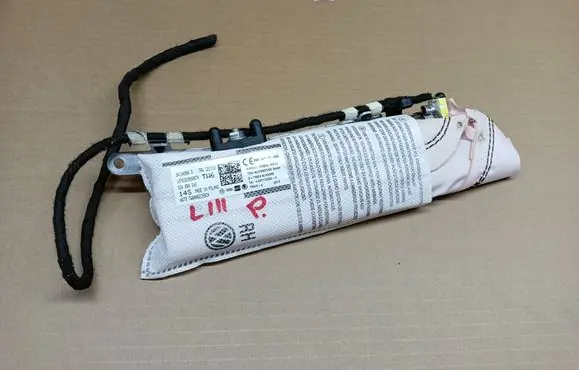 Seat Leon (5F) Seat airbag 5G0880242 34124986D 1078369990674
