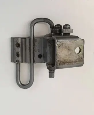 Audi A3 S3 8P Rear door lower hinge 8E0833412
