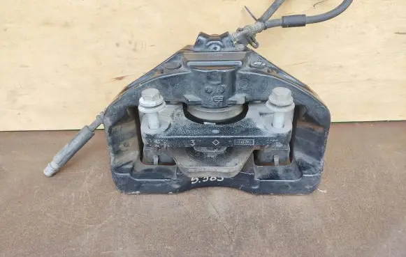 BMW 5 F10 F11 Front brake caliper 6030348