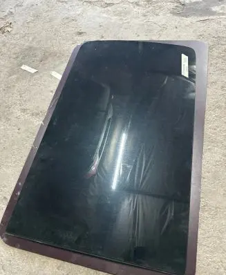 Volkswagen Multivan T5 Rear side window 7H5845332