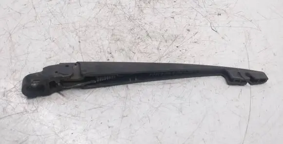 Subaru Outback Rear wiper blade arm