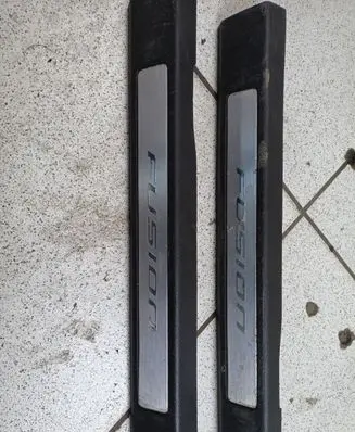 Ford Fusion II Front sill trim cover