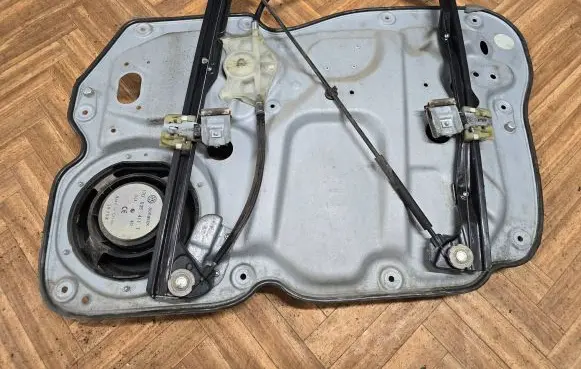Volkswagen Caddy Sliding door window regulator with motor 1T0837755L 1T0035411T 2K1837751FA