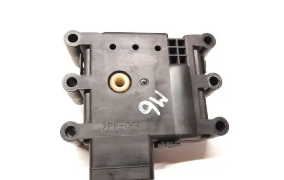 Mazda 6 Air flap motor/actuator 3828M