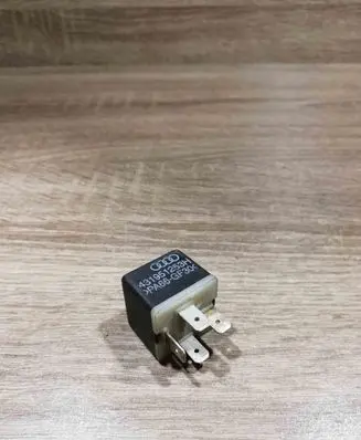 Audi A6 S6 C5 4B Other relay 431951253H