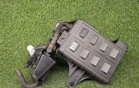 KIA Soul Active carbon filter fuel vapour canister 31425B2500