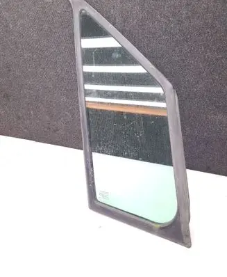 Mercedes-Benz Sprinter W906 Front vent window/glass (coupe) A9066711820