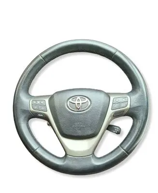 Toyota Avensis T270 Steering wheel 